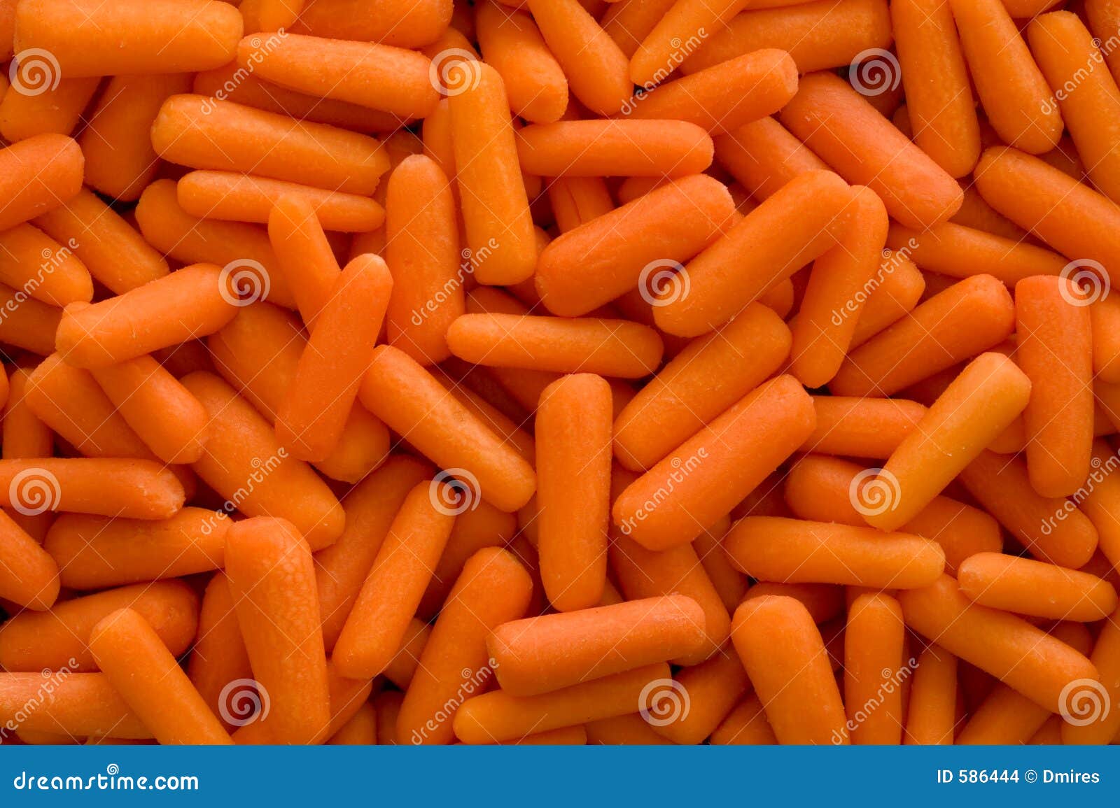 uncooked baby carrots