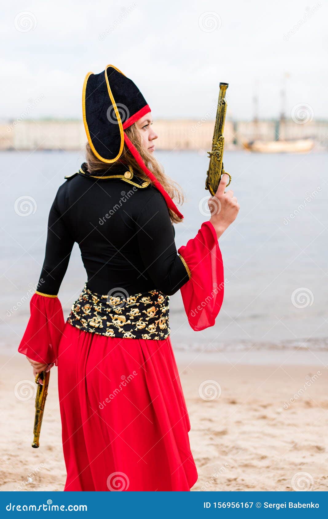 Déguisement pirate femme haute mer