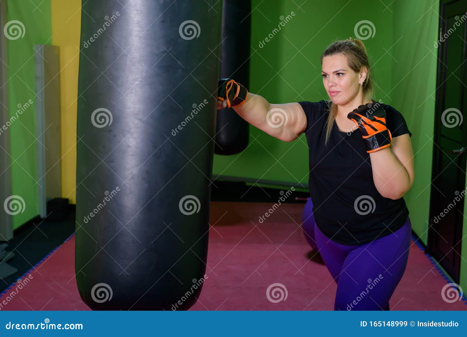 METIS Sac de Frappe sur Pied Sac de Frappe de Boxe pour la Salle de Boxe