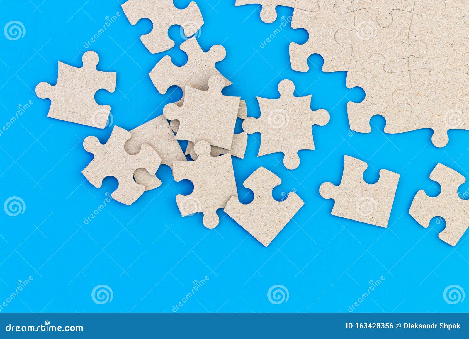 Puzzleteile Stockfotos und Bilder Laden Sie 388 lizenzfreie Fotos