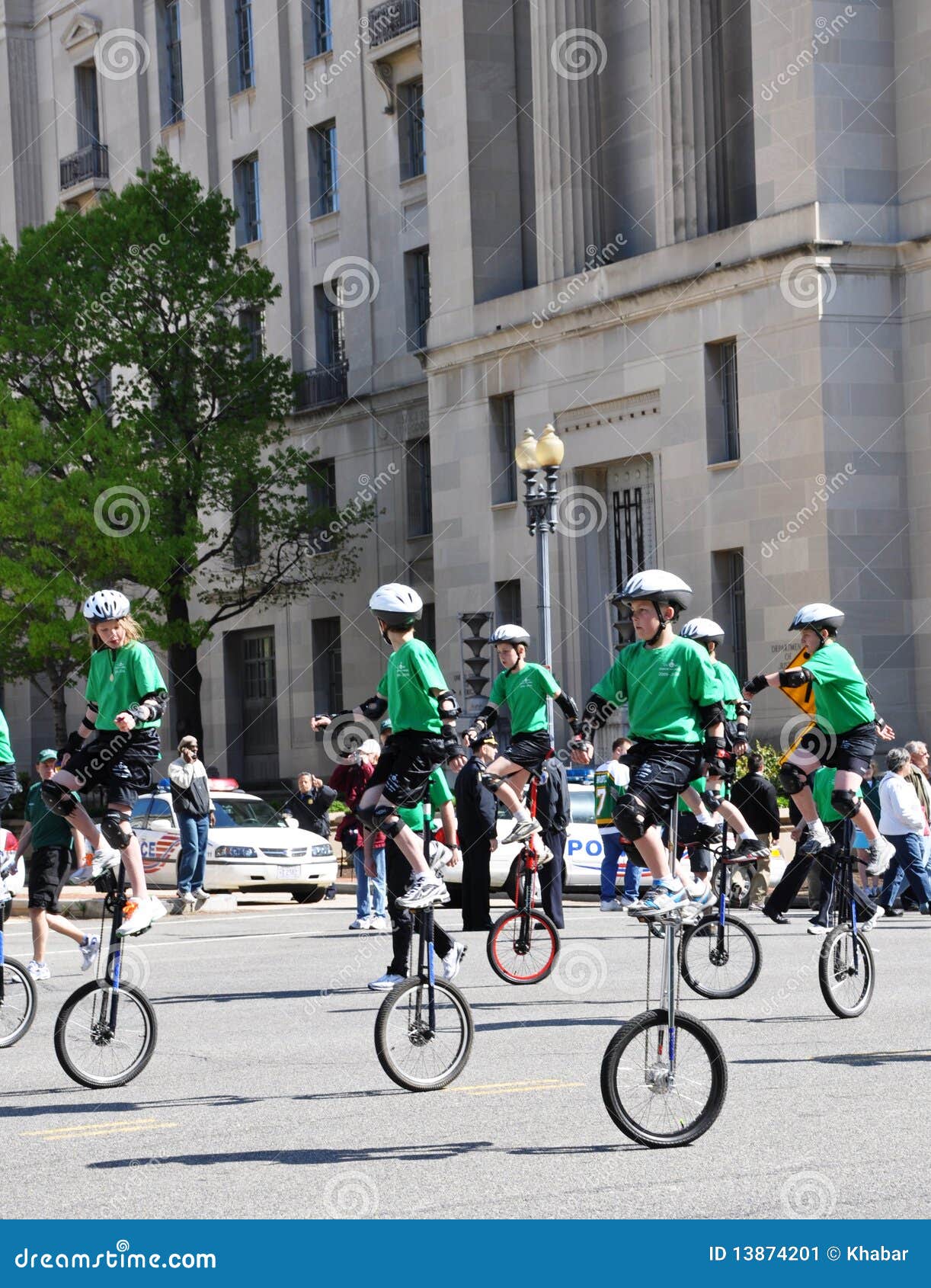 Unicyclists. editorial photo. Image of group, national 13874201