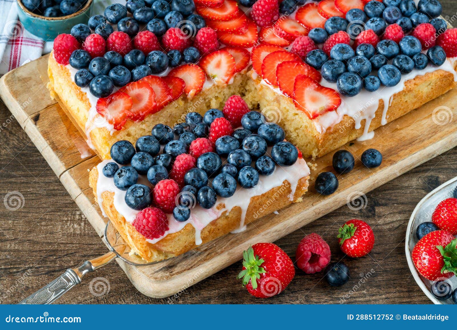 Union Jack cake stock photo. Image of snack, icing, england 288512752