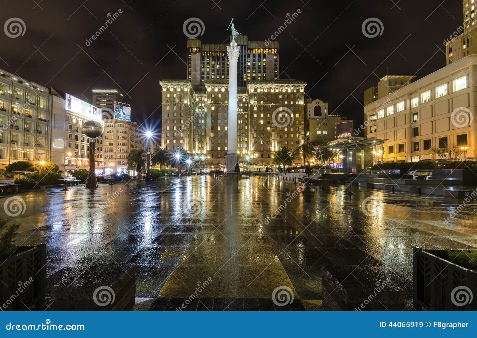 390+ Union Square San Francisco Photos Stock Photos, Pictures &  Royalty-Free Images - iStock