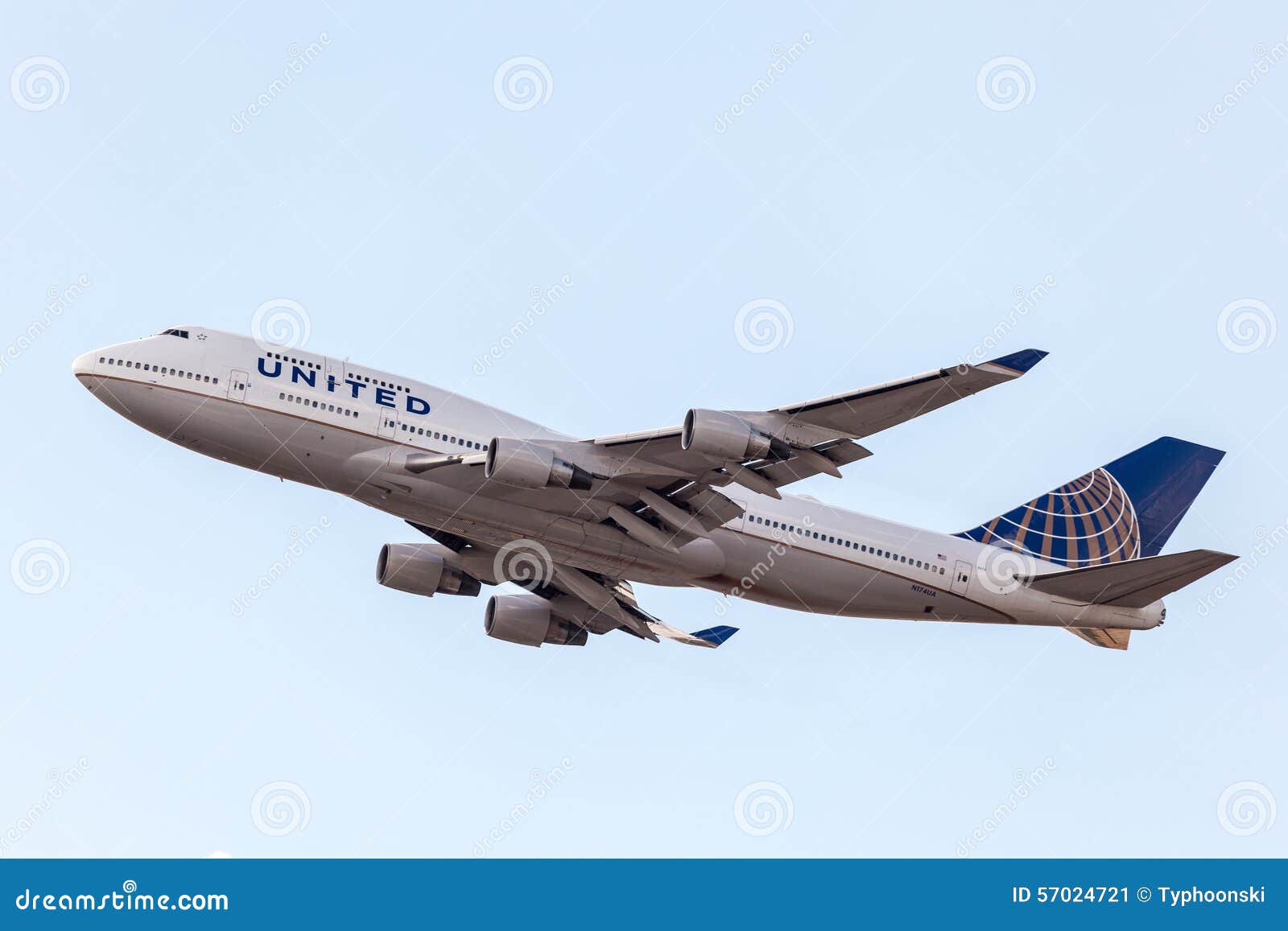 United Airlines Boeing 747 foto editorial. Imagen de despegue 57024721