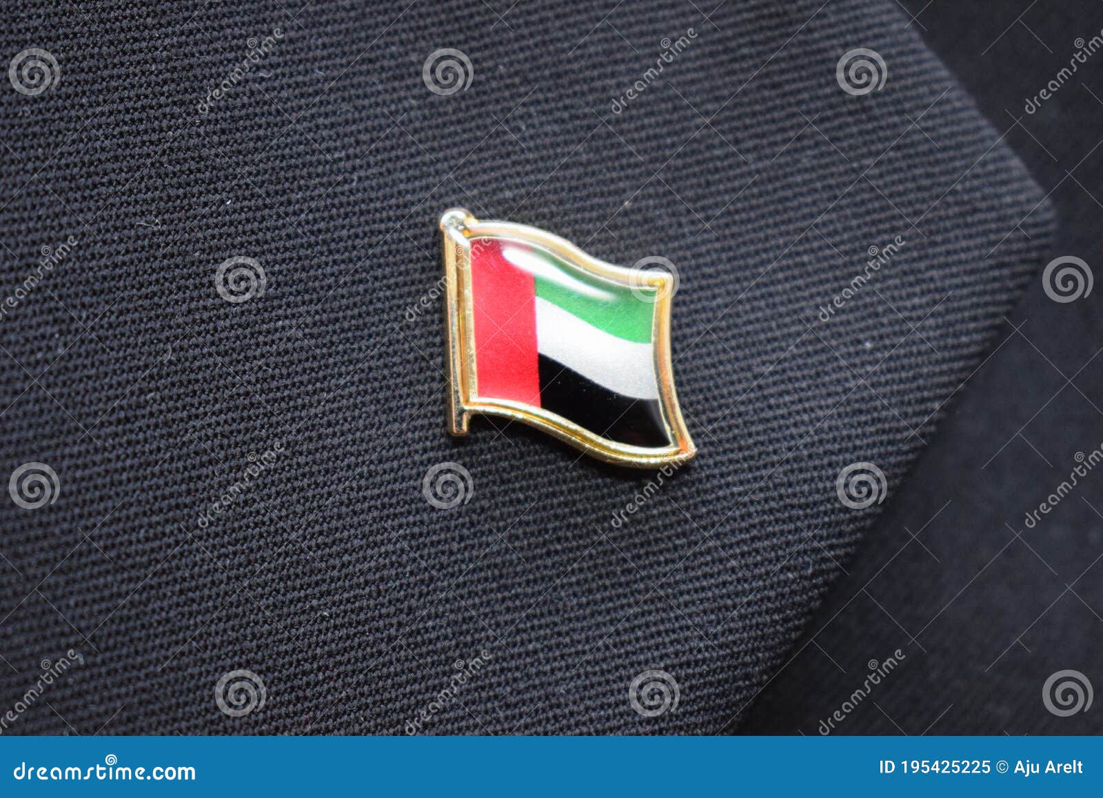 Abu Dhabi  UAE Flag Lapel Pin Badge 