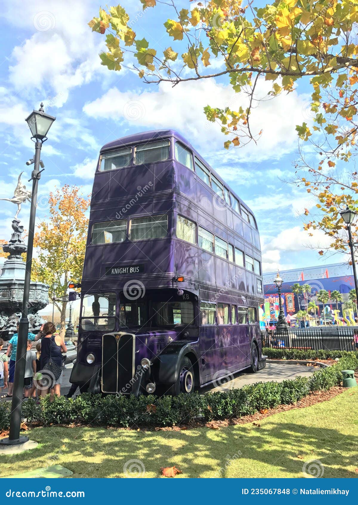 Universal Studios Wizarding World Of Harry Potter The Knight Bus
