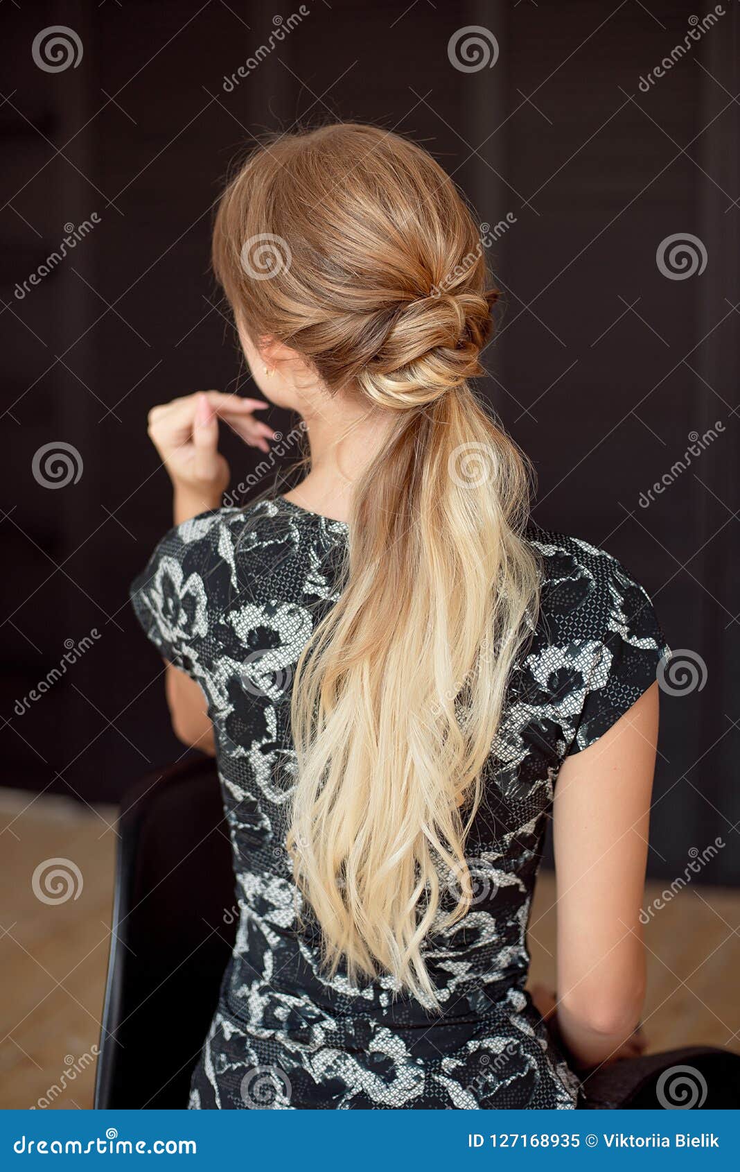 Unrecognizable Rear View of Woman Hairstyle. Half-length Back View of Woman with Slim Waist and Long Hair. Stock Image - Image of halflength, beauty: 127168935 Unrecognizable Rear View of Woman Hairstyle. Half-length Back View of Woman with Slim Waist and Long Hair. Stock Image - Image of halflength, beauty: 127168935