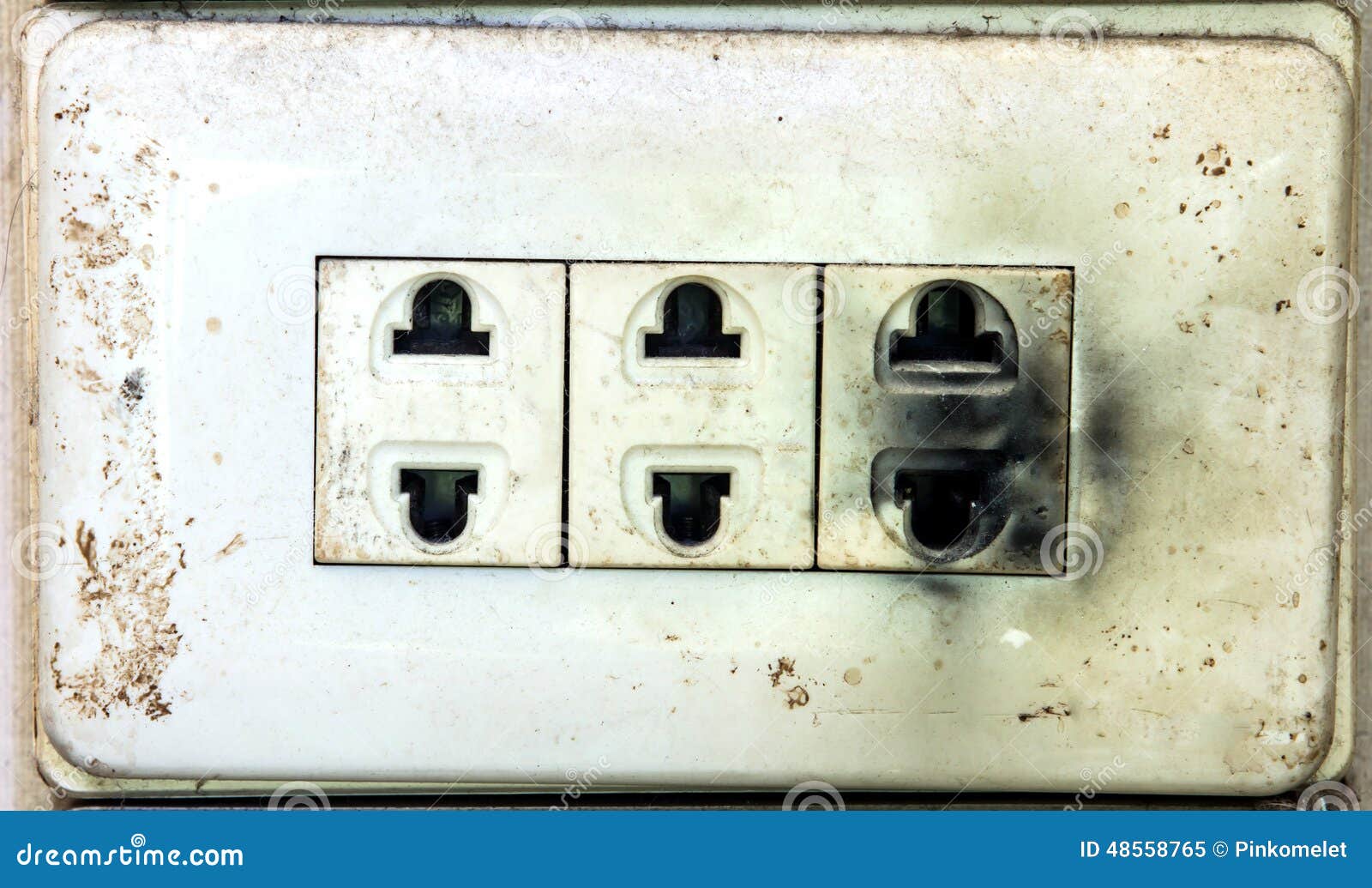 Unsafe burnt electric plug stock image. Image of energy 48558765