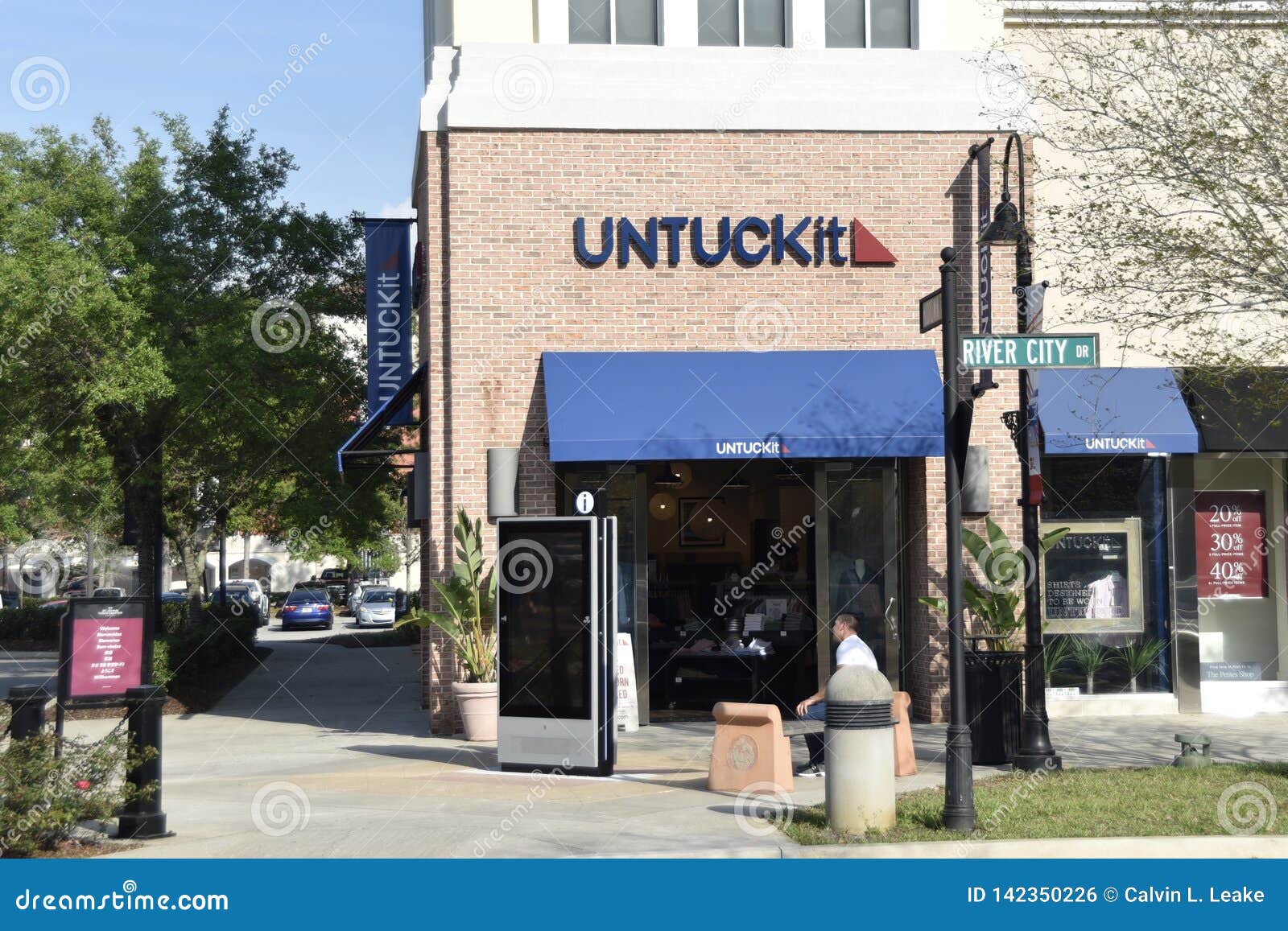 Untuckit服装店 杰克逊维尔 佛罗里达编辑类照片 图片包括有零售商