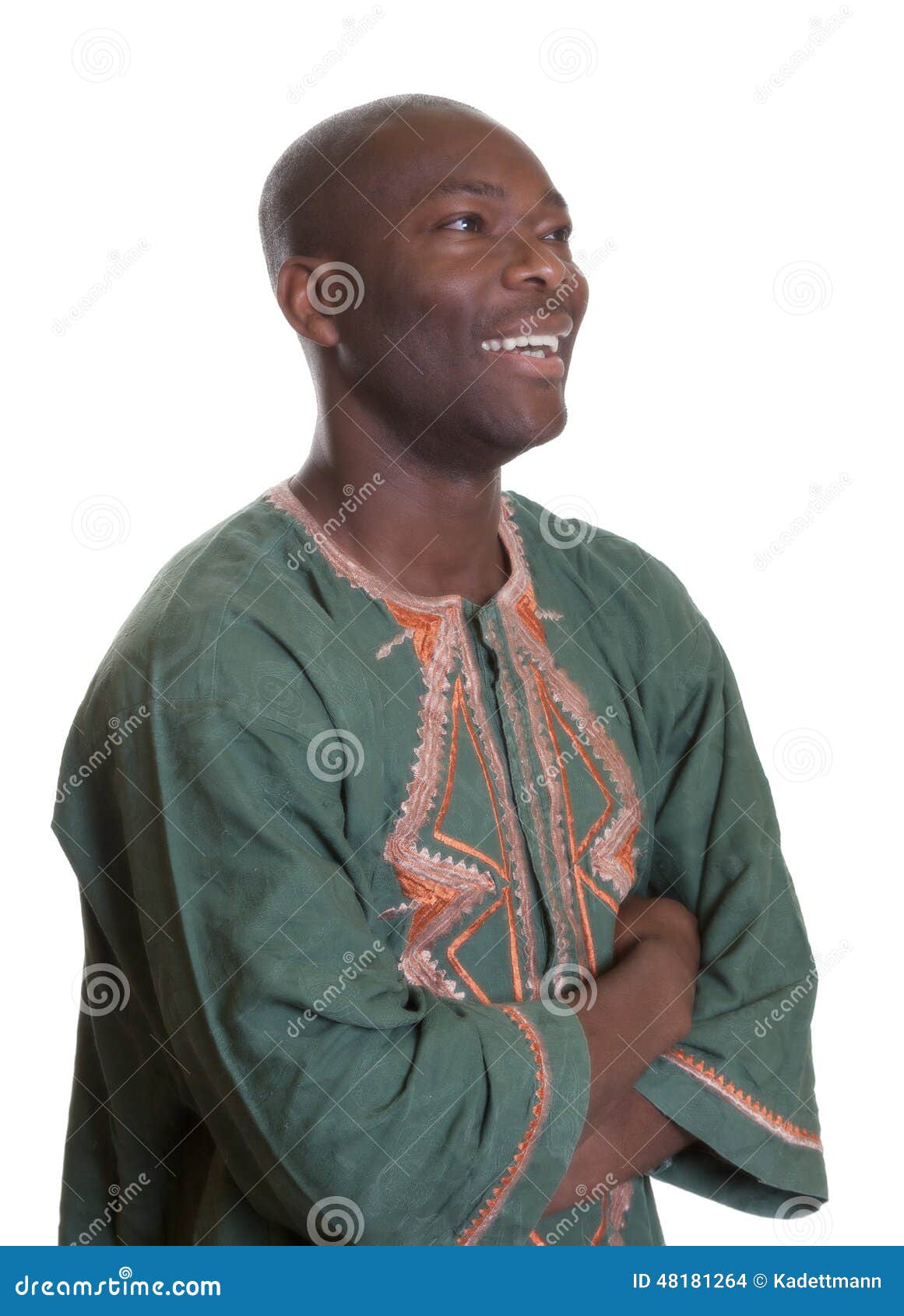 Uomo Africano Con I Vestiti Tradizionali Che Guardano Lateralmente Fotografia Stock Immagine Di Attraente Americano 48181264