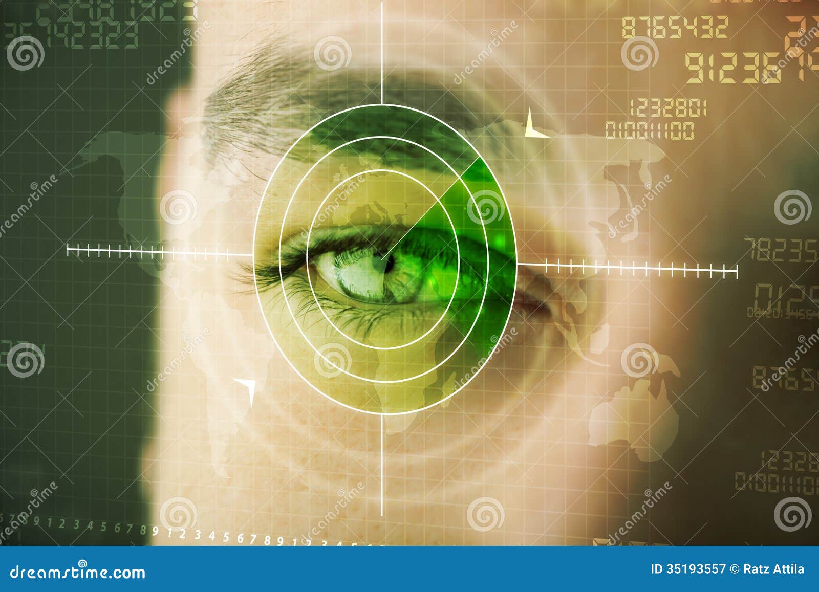 Uomo Moderno Con L'occhio Cyber Dei Militari Dell'obiettivo Di ...