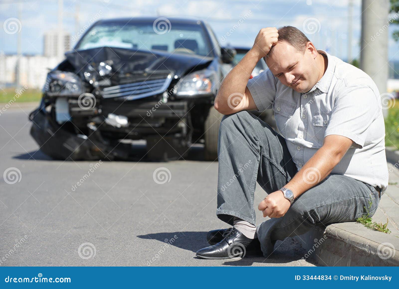 Upset Man After Car Crash Stock Images - Image: 33444834