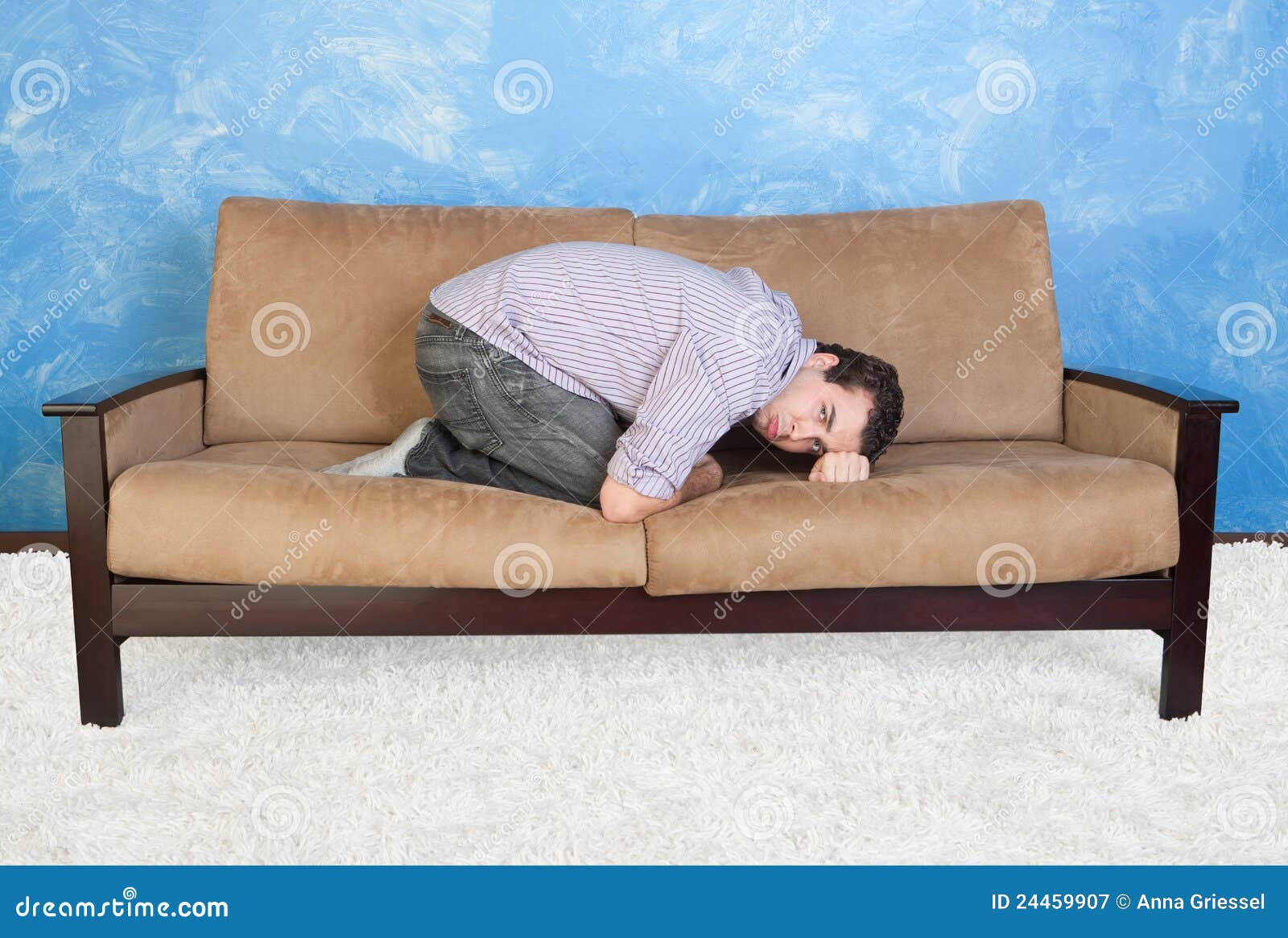 dark haired amateur teen sofa