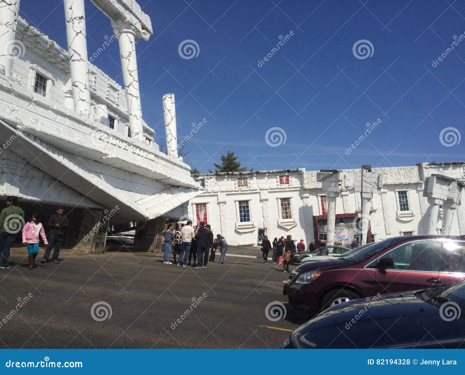Upside down White House editorial stock photo. Image of house - 82194328