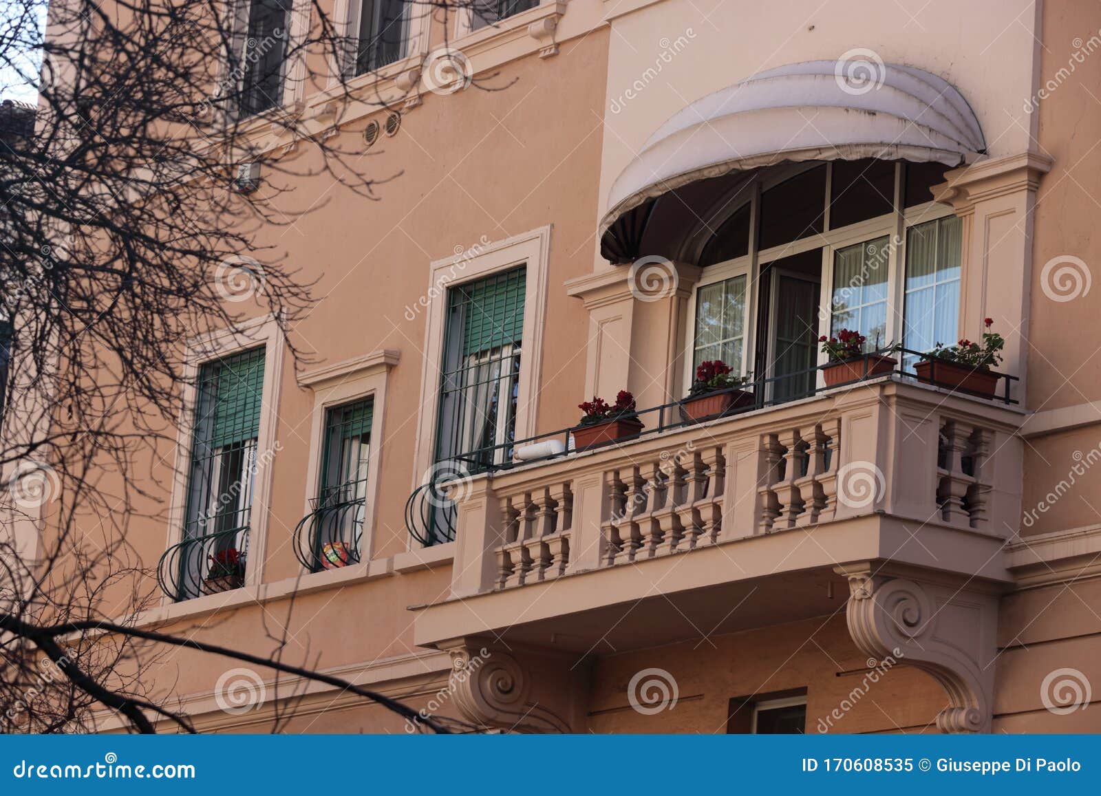 urban architecture in rome