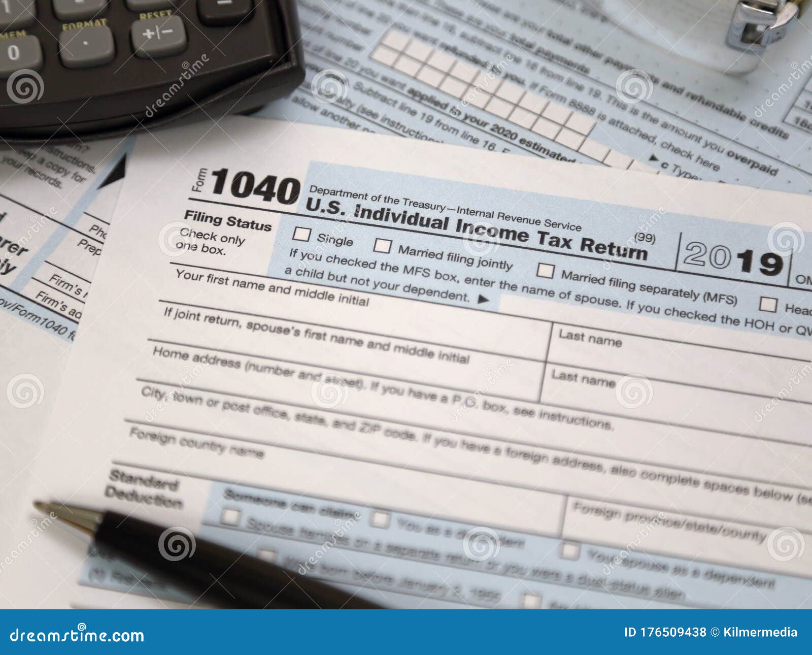 Usa Irs Income Tax Return Form 1040 In 2020 For 2019 Filing Editorial Stock Photo Image Of Debt Horizontal 176509438