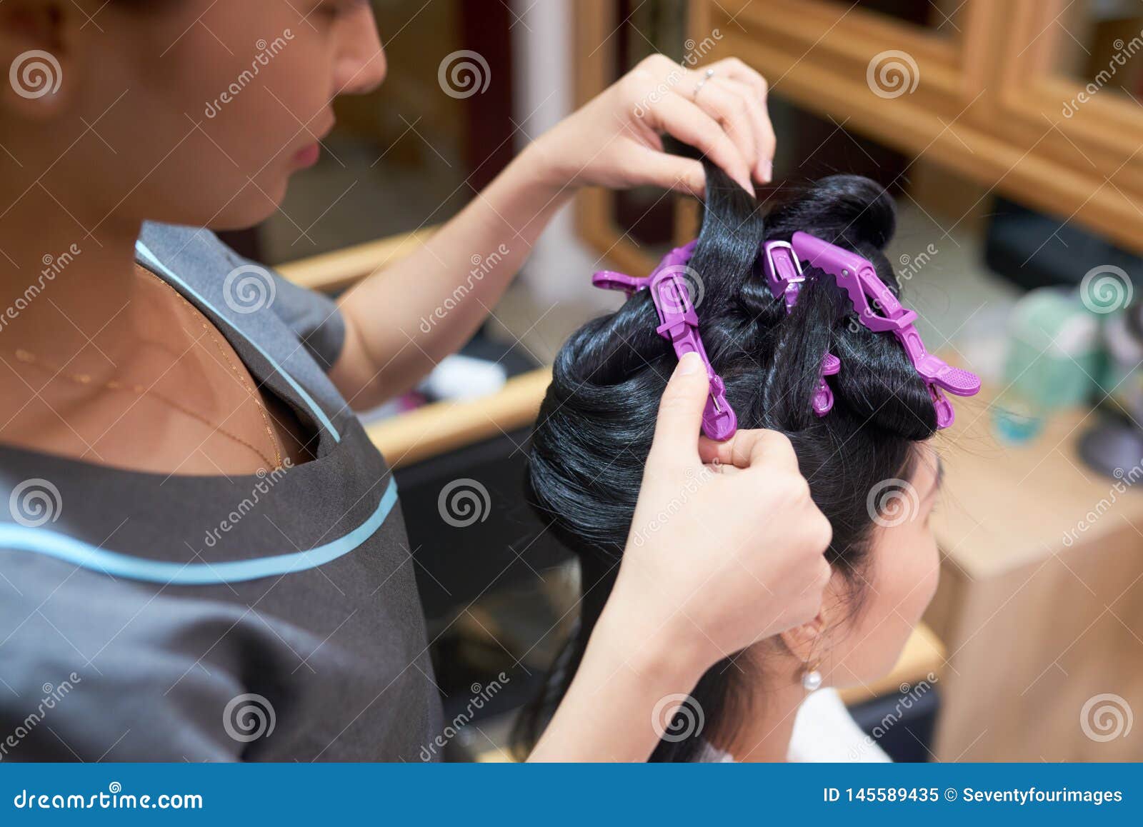 Using Alligator Hair Clips While Cutting Hair Stock Image Image