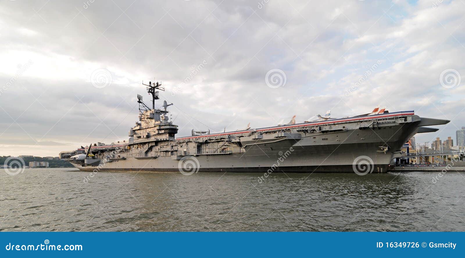 USS Furchtloses Kriegsschiff Stockfoto Bild von unterseeboot