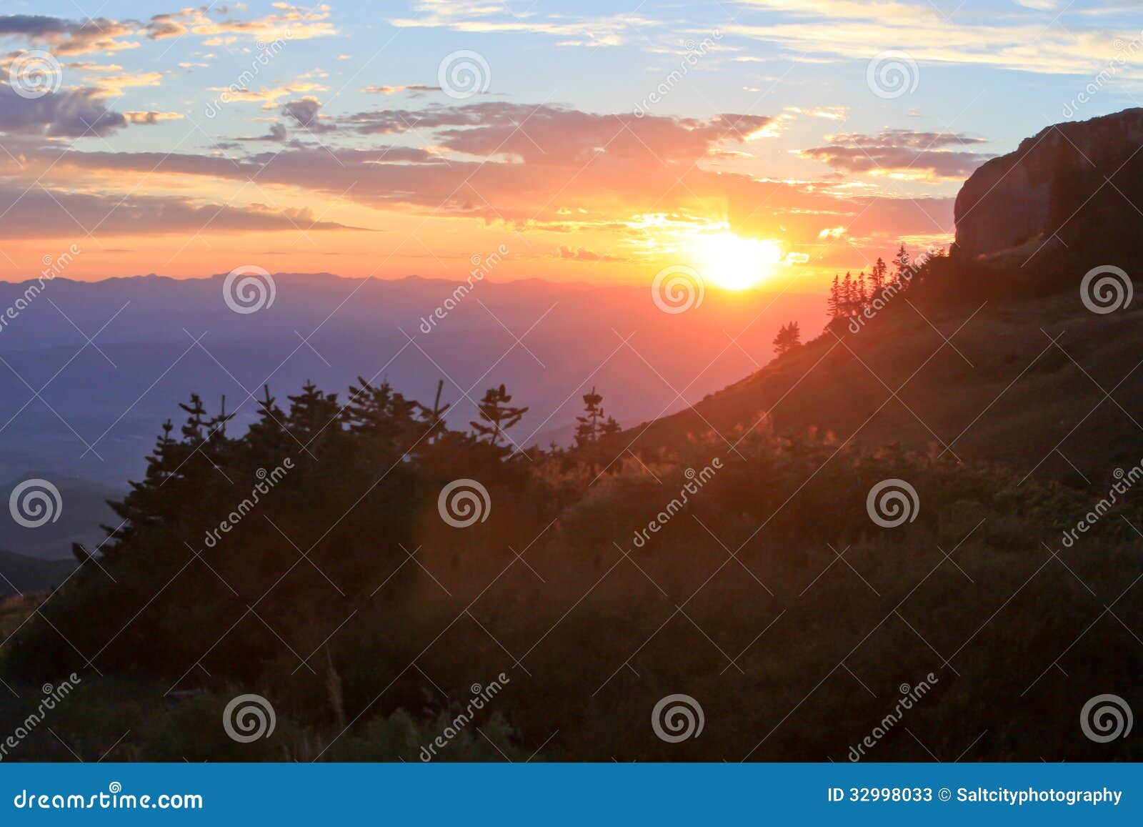 Utah sunrise stock image. Image of backpacking, elevation 32998033