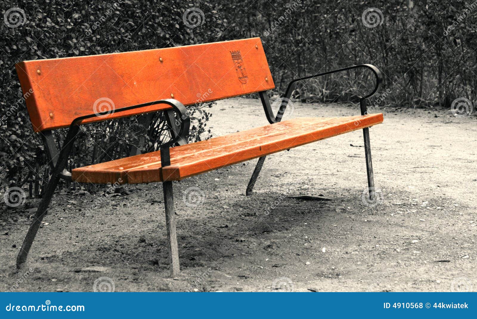 vacant bench