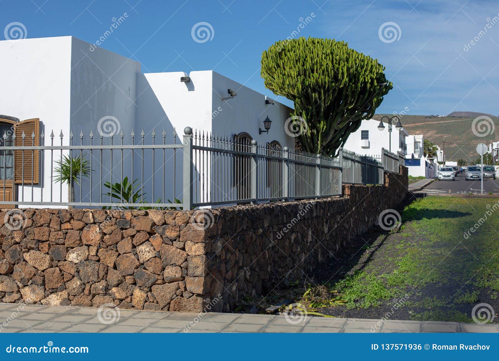 vacation homes in arrieta on the island of lanzarote