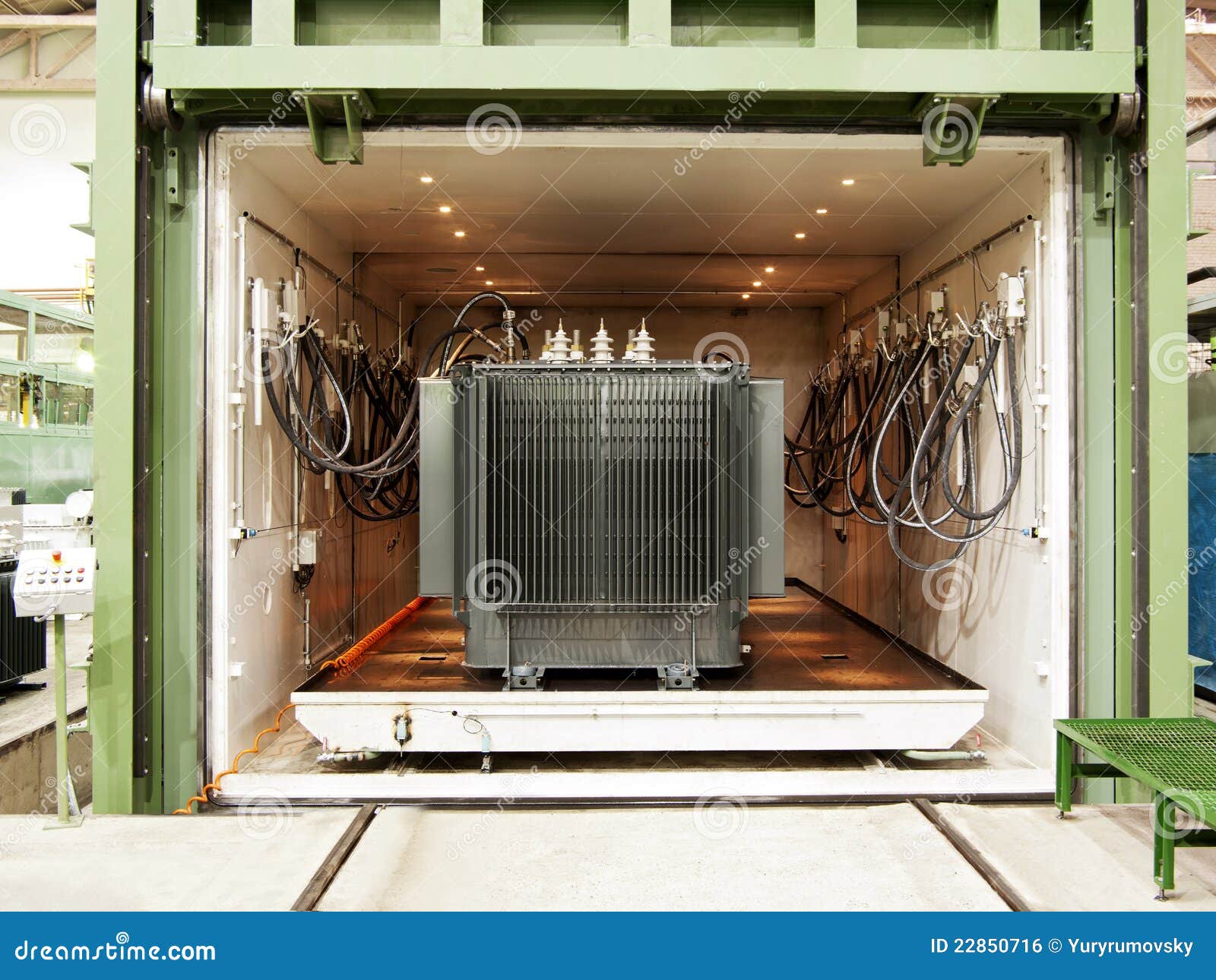 Vacuum casting chamber stock photo. Image of energy, apparatus 22850716