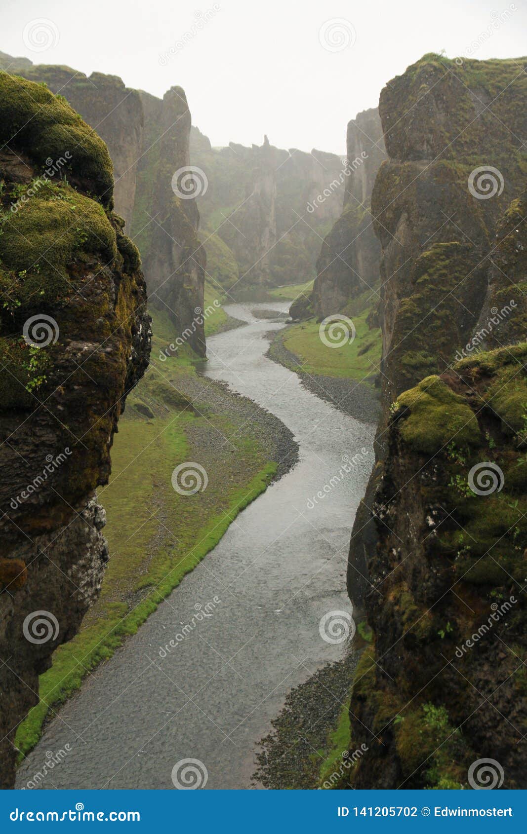 beautiful fjaÃÂ°rÃÂ¡rgljÃÂºfur canyon, iceland