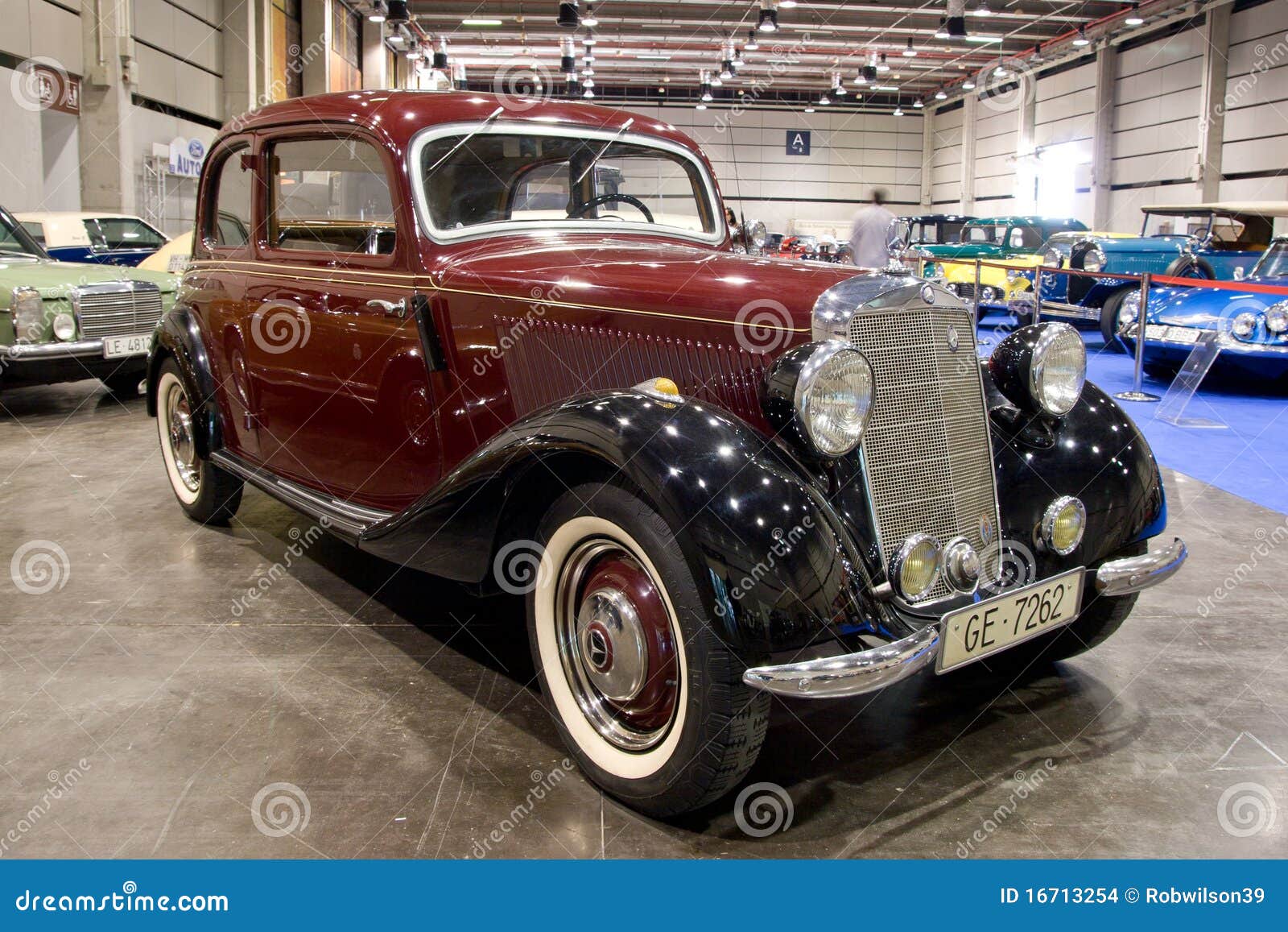 Valencia Classic Car Show editorial stock image. Image of rare 16713254