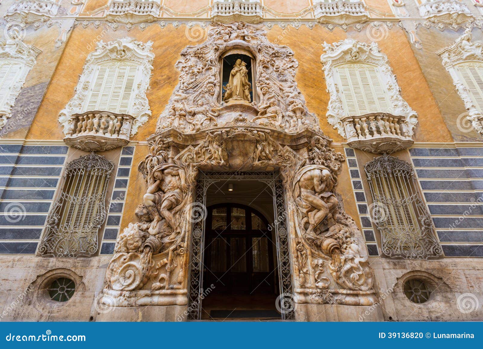 valencia palacio marques de dos aguas palace