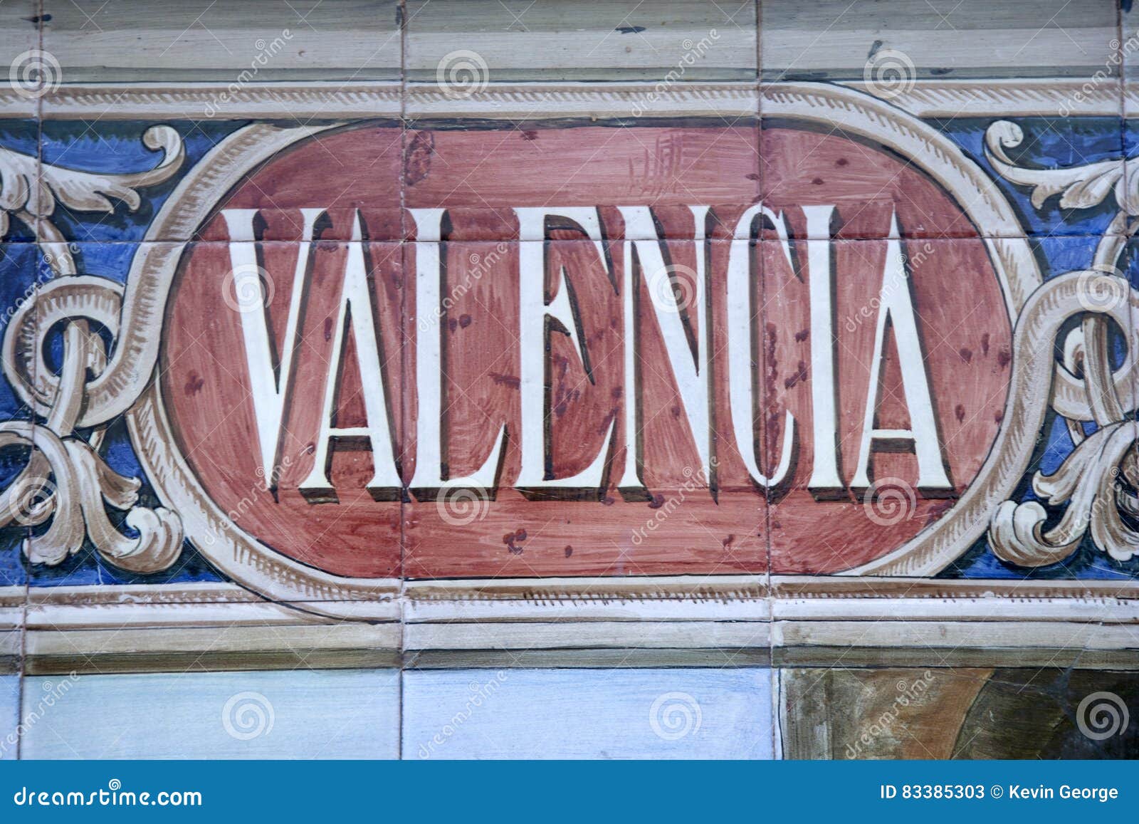 valencia, plaza de espana; seville