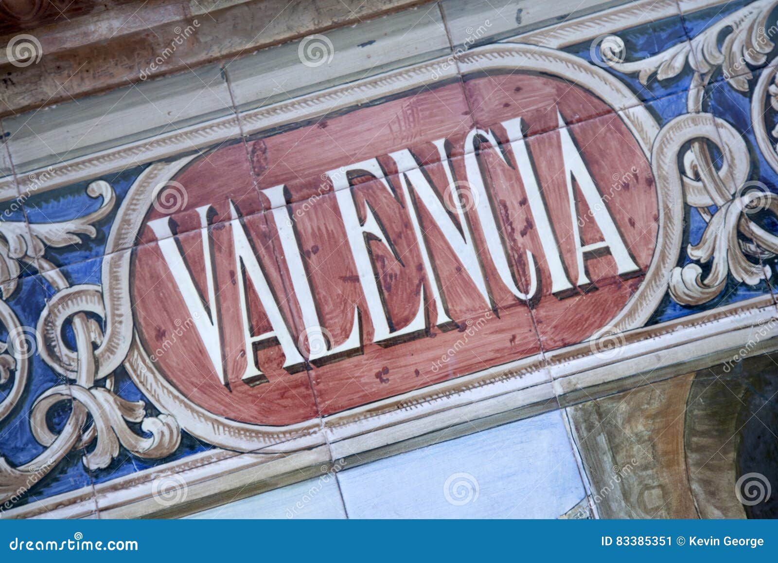 valencia, plaza de espana; seville