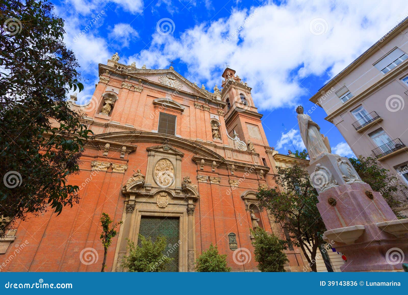 valencia santo tomas church san vicente ferrer