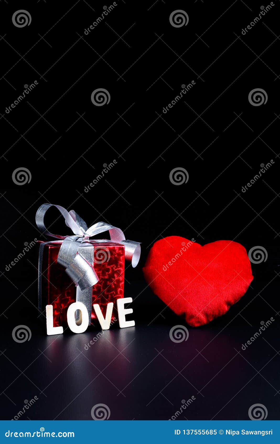 Valentine`s Day Concept Gift Box, Heart Shape and Wooden Letters Word Stock  Image - Image of design, month: 137555685