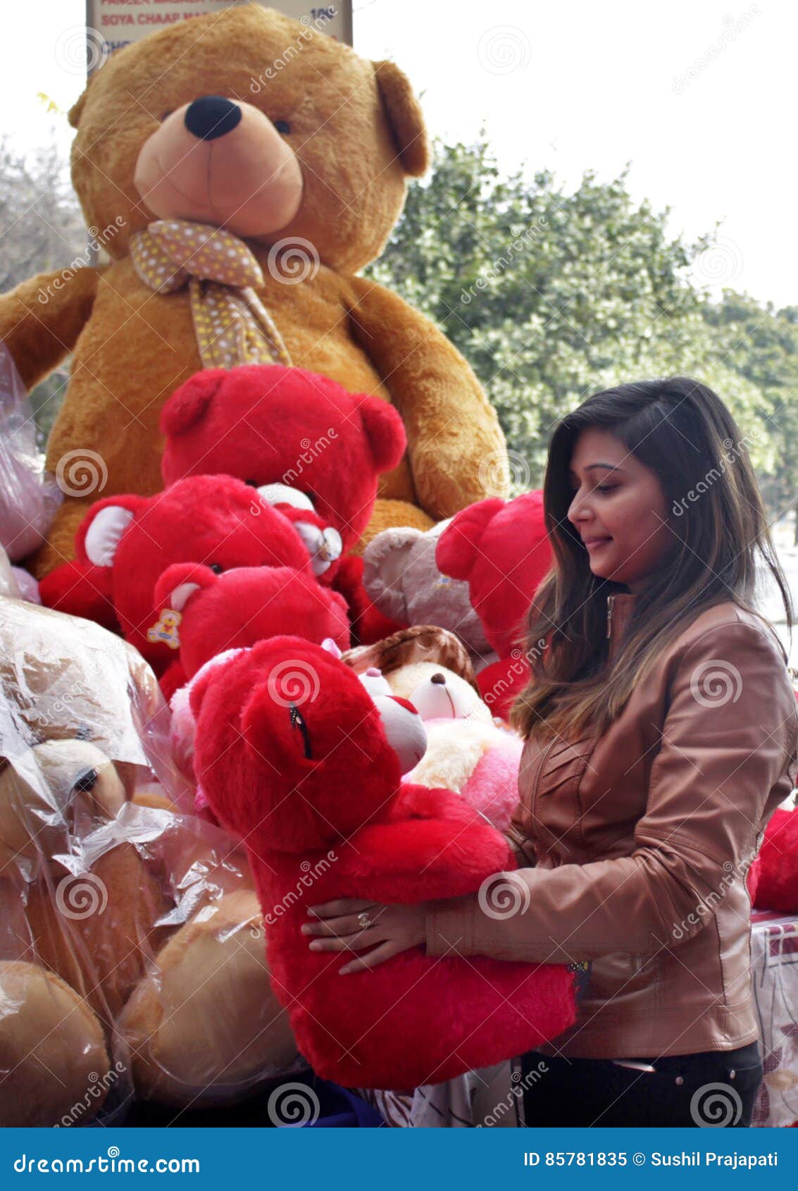 girls in teddy