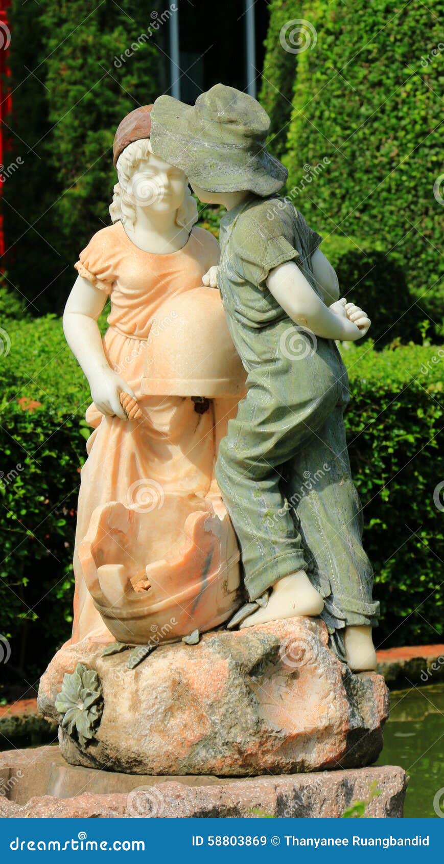 Valentine Sculpture stock image. Image of symbol, design 58803869