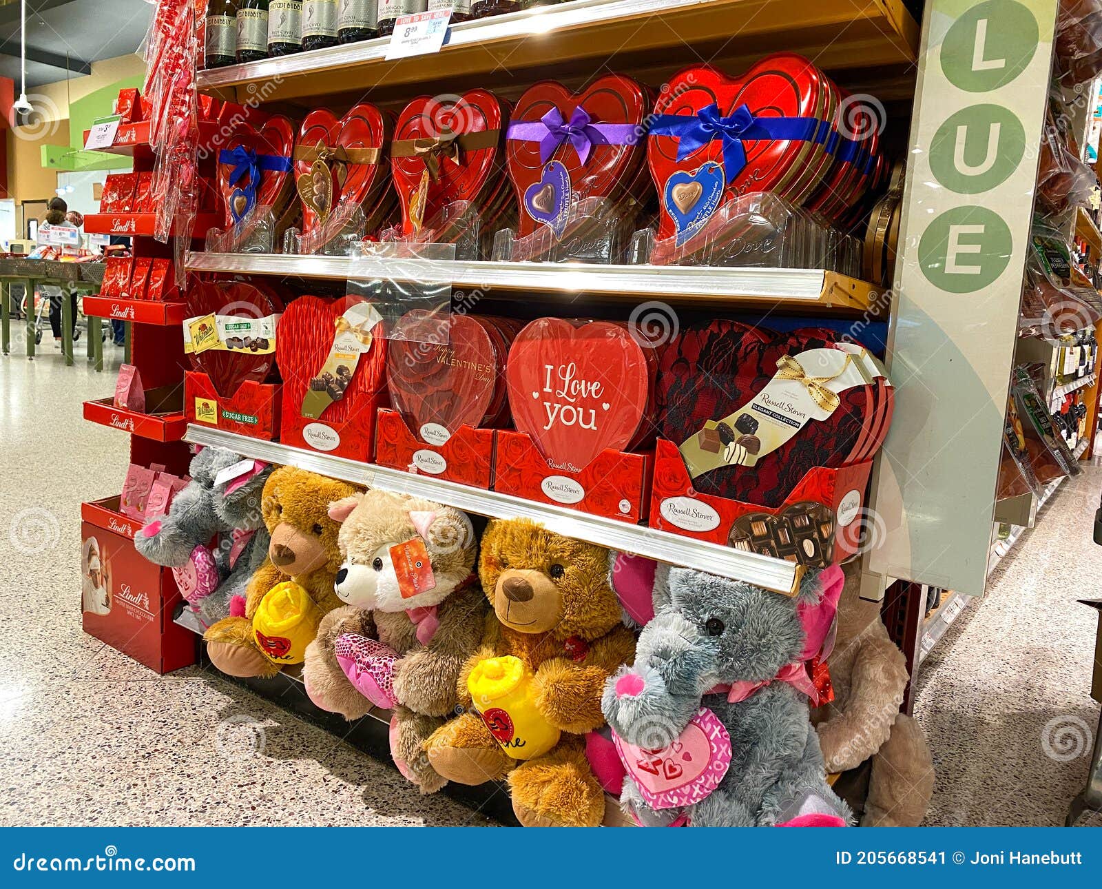 Valentines Day Gifts at the Publix Grocery Store in Orlando, Florida