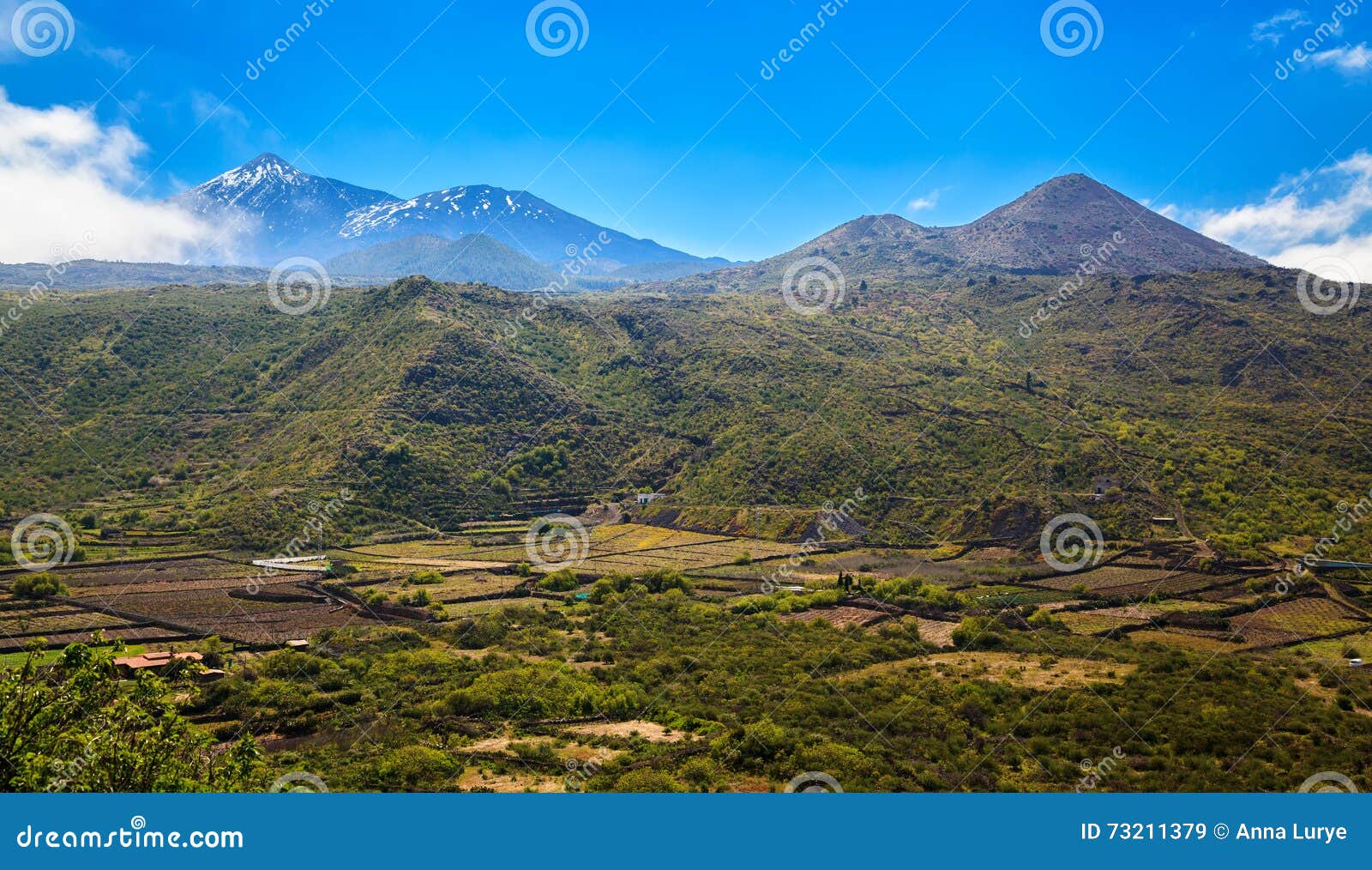 valle de arriba with mount teide in a distance