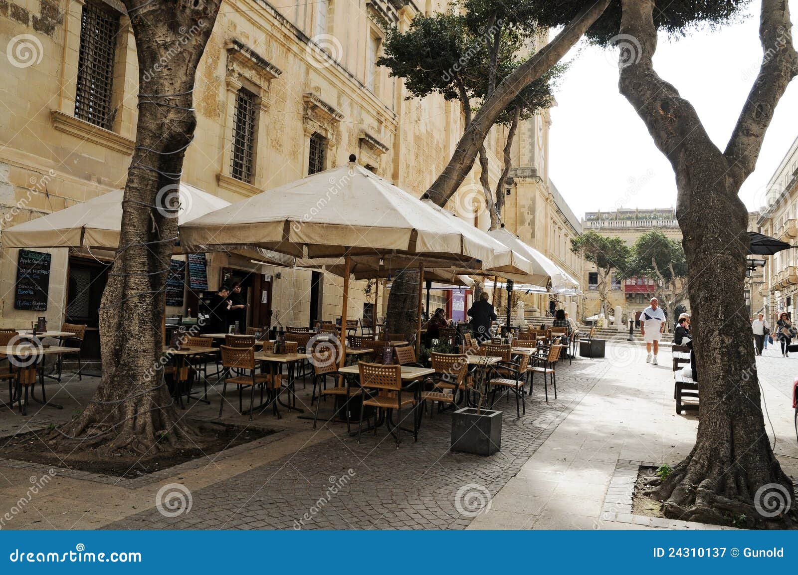 Valletta editorial photography. Image of typical, piazza 24310137