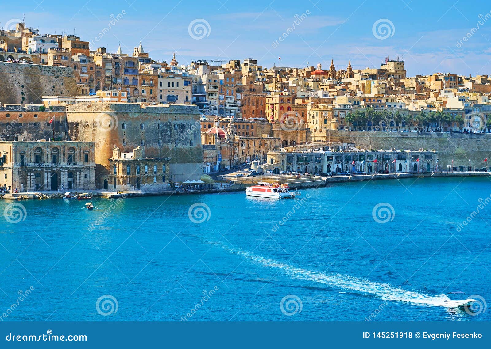 valletta ferry, malta