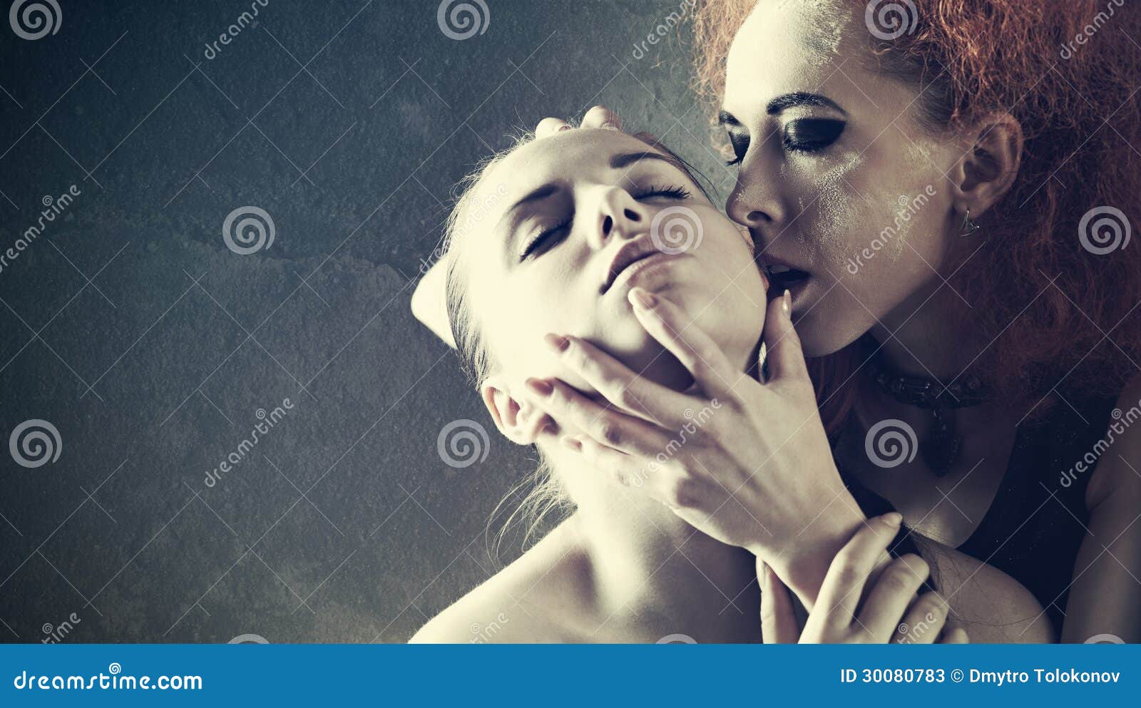 Коктейль Поцелуй Вампира | Kiss of the Vampire - рецепт приготовления и состав — Вечерами VAMPIRE KISS (ВАМПИРСКИЙ ВАМПИРСКИЙ ПОЦЕЛУЙ) — ИГРОВОЙ АВТОМАТ, ИГРАТЬ В СЛОТ БЕСПЛАТНО, БЕЗ РЕГИСТР