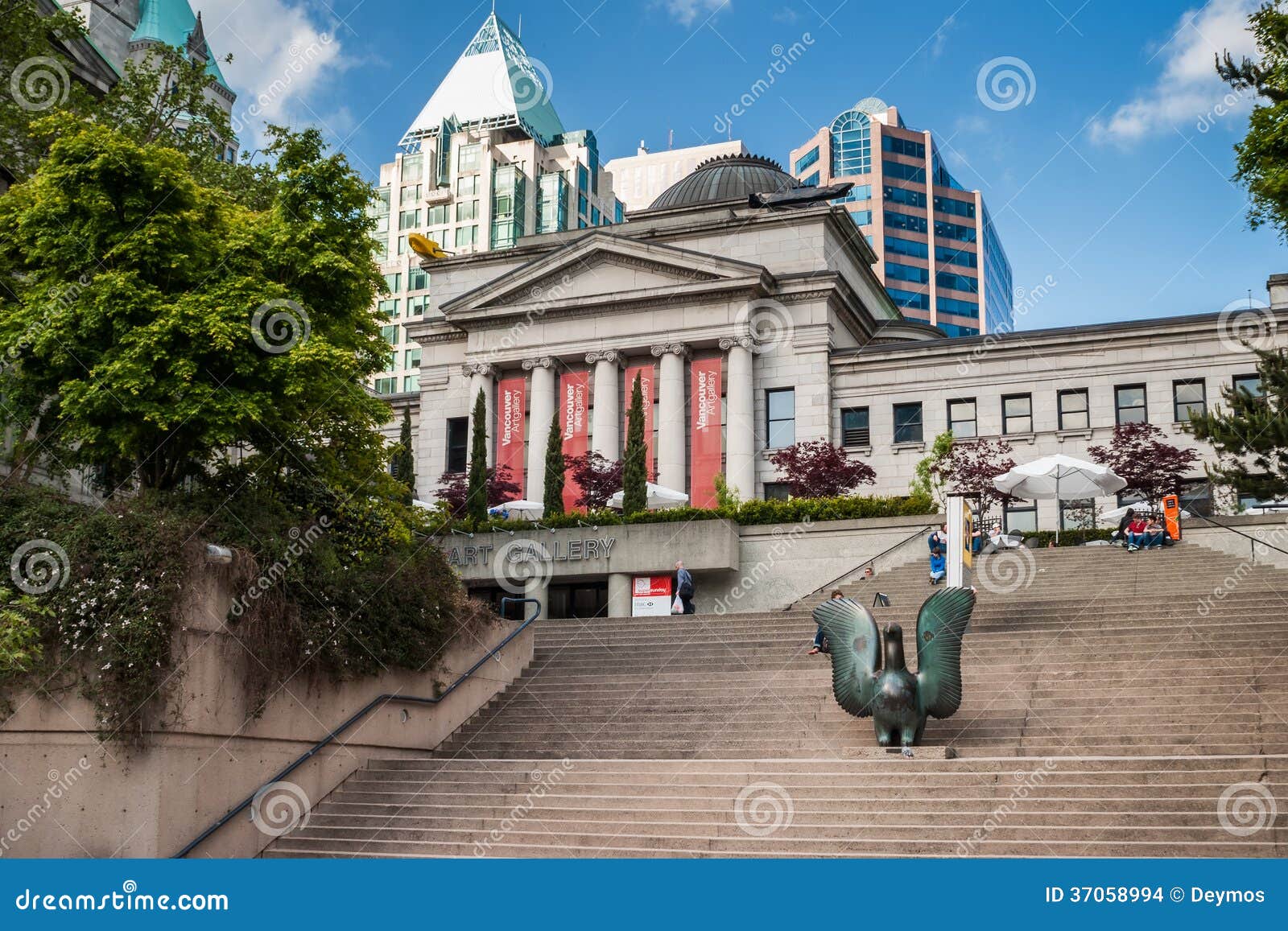Vancouver Art Gallery editorial stock image. Image of entrance 37058994