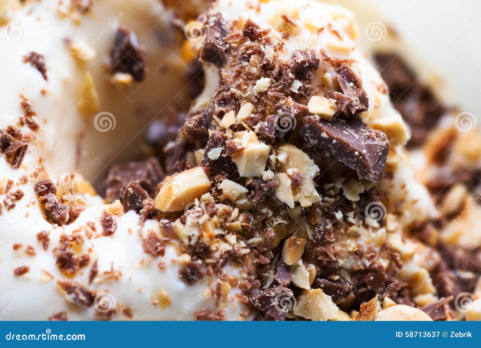 vanilla ice-cream with chocolate. selective focuse