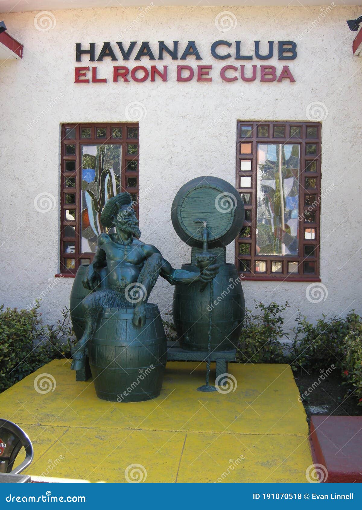 Varadero, Cuba - January 21, 2012 - Satyr Statue Pouring Havana Club Rum  Editorial Stock Photo - Image of january, havana: 191070518