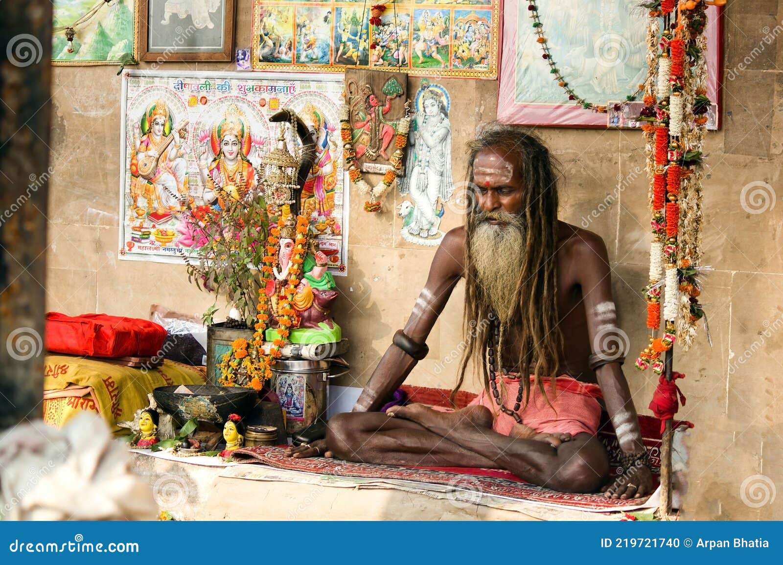 Varanasi, India: Portrait of a Hindu White Bearded Sadhu, Pilgrim ...