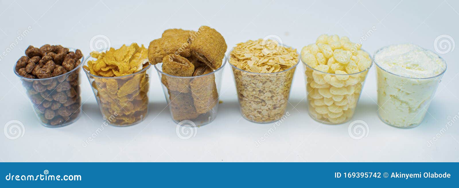 Variété De Céréales Dans Un Gobelet Concept De Petit Déjeuner