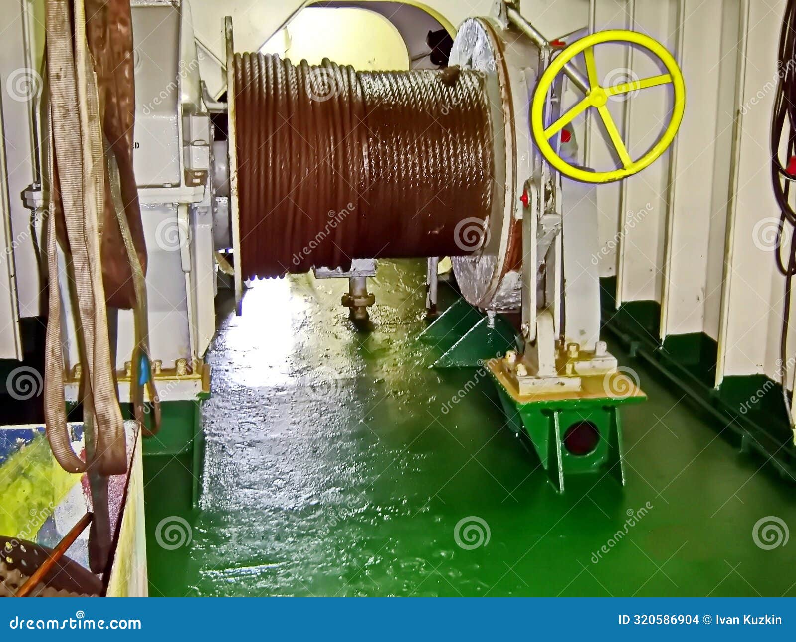 the various constructions, anchoring and mooring equipment and systems on the upper and inner decks of the sea vessel.