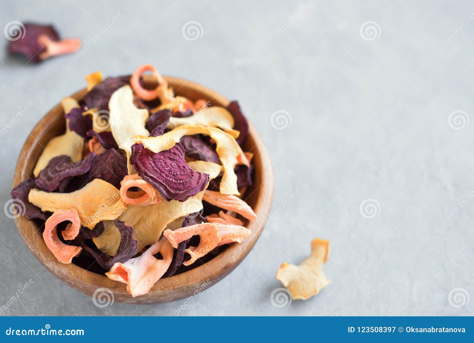 Vegetable dehydrated chips stock image. Image of delicious 123508397
