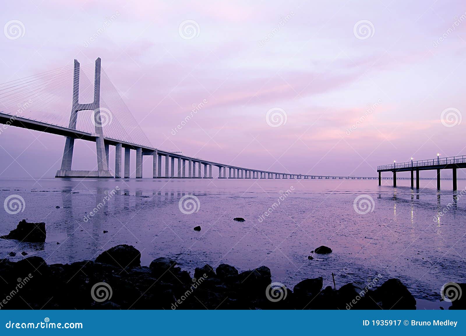 vasco da gama bridge, biggest bridge of europe