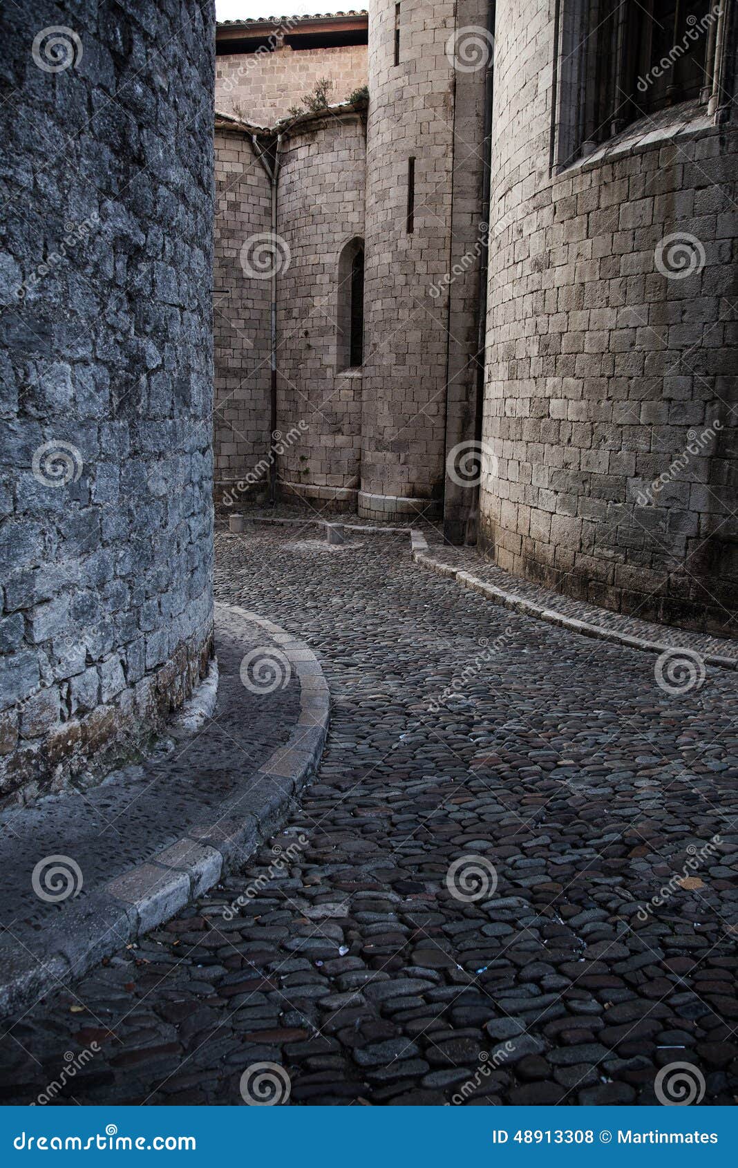 Una zona pedonale nella vecchia parte di Gerona