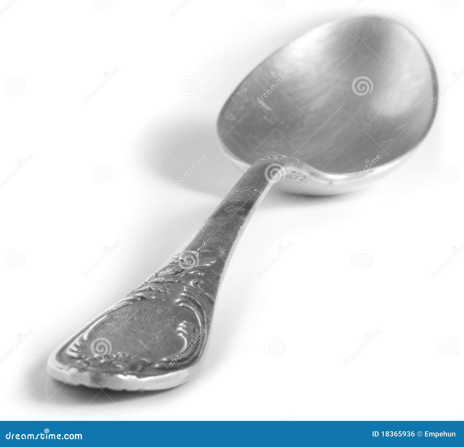Vecchio Cucchiaio D'argento Fotografia Stock - Immagine di oggetto, cucine:  18365936